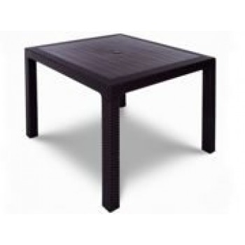 Стол обеденный квадратный TWEET Kvatro Table купить в Волжском